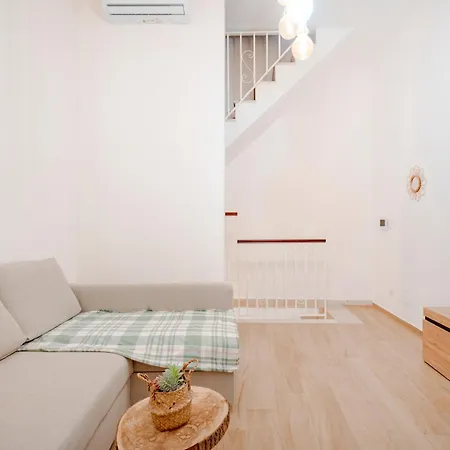 Dimora Oreste バーリ